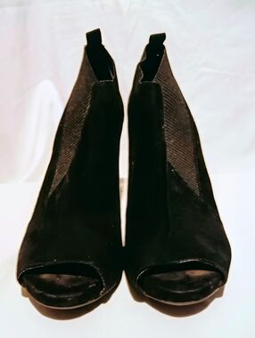 🫛Simply Vera Vera Wang open-toe stiletto booties in size 10